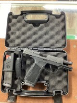 SIG SAUER P365 X-MACRO 9MM LUGER (9X19 PARA) - 1 of 2