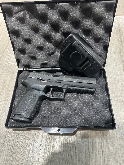 SIG SAUER P320 FULL SIZE 9MM LUGER (9x19 PARA) - Image 1 of 3