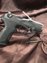 BERETTA PX4 STORM .40 S&W - 1 of 3