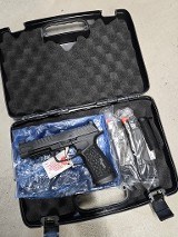 SIG SAUER P365 FUSE 9MM LUGER (9X19 PARA) - 1 of 3