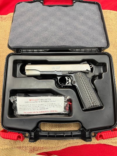RUGER SR1911 .45 ACP - Image 1 of 3