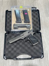 MAGNUM RESEARCH DESERT EAGLE .44 MAGNUM - Image 1 of 3