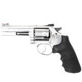 SMITH & WESSON 617-6 .22 LR - 1 of 3