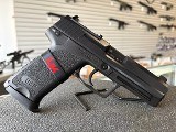 HECKLER & KOCH USP 45 .45 ACP - 1 of 3