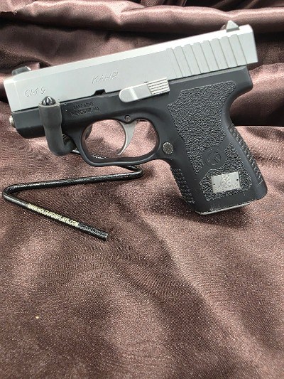KAHR ARMS CM9 9MM LUGER (9x19 PARA) - Image 1 of 3