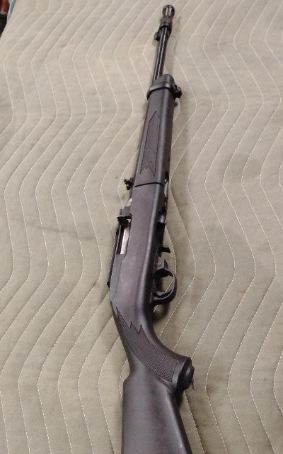 RUGER 10/22 .22 LR - Image 2 of 2