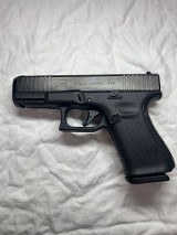 GLOCK 19 GEN 5 9MM LUGER (9x19 PARA) - 2 of 3