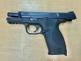 SMITH & WESSON M&P 40 .40 S&W - 2 of 3