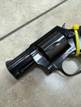 TAURUS 85 Ultra-Lite .38 SPL - 2 of 3