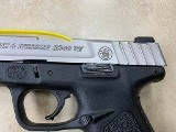 SMITH & WESSON SD40 VE .40 S&W - 2 of 3