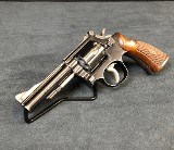 SMITH & WESSON 15-2 COMBAT MASTERPIECE .38 SPL - Image 1 of 3