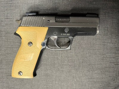 SIG SAUER P220 45 ACP (45 Auto) - Image 3 of 3