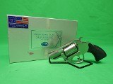 DAN WESSON FIREARMS 738P-38P .38 SPL - 1 of 3