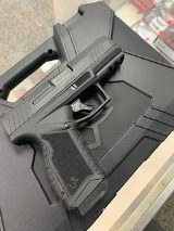 TAURUS GX4 CARRY 9MM LUGER (9X19 PARA) - 2 of 3