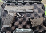 SPRINGFIELD ARMORY HELLCAT PRO 9MM LUGER (9x19 PARA) - 1 of 1