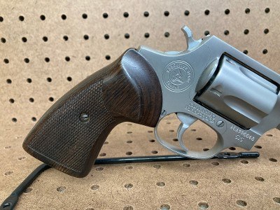 TAURUS 605 EXECUTIVE GRADE .357 MAG - Image 2 of 3