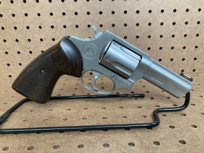 TAURUS 605 EXECUTIVE GRADE .357 MAG - Image 1 of 3