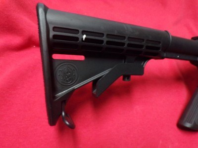 SMITH & WESSON M&P 15-22 .22 LR - Image 3 of 3