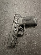 SMITH & WESSON M&P9 9MM LUGER (9X19 PARA) - 1 of 3