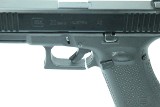 GLOCK 22 GEN 5 (PA225S203) 40 Smith & Wesson - 3 of 3