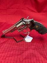 SMITH & WESSON 66-2 .357 MAG - 2 of 3