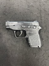 SMITH & WESSON BODYGUARD 380 .380 ACP - 2 of 3