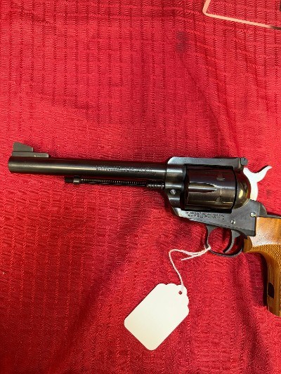 RUGER NEW MODEL BLACKHAWK .357 MAG - Image 2 of 3