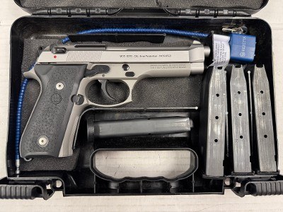 BERETTA 92FS INOX 9MM LUGER (9x19 PARA) - Image 1 of 3