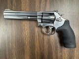 SMITH & WESSON 617 .22 LR - 2 of 3