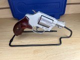 SMITH & WESSON 637 .38 SPL - 2 of 3