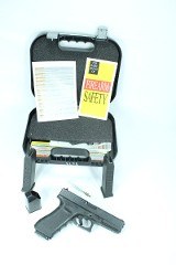GLOCK 22 GEN 4 40 Smith & Wesson - 1 of 3