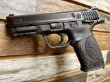 SMITH & WESSON M&P 40 .40 S&W - 2 of 3