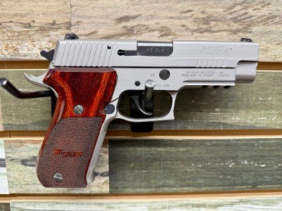 SIG SAUER P220 ELITE HAVOC .45 ACP - Image 1 of 3