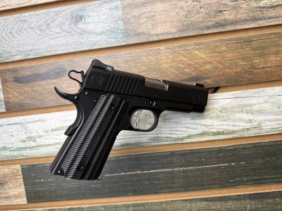NIGHTHAWK CUSTOM T4 9MM LUGER (9x19 PARA) - Image 1 of 3