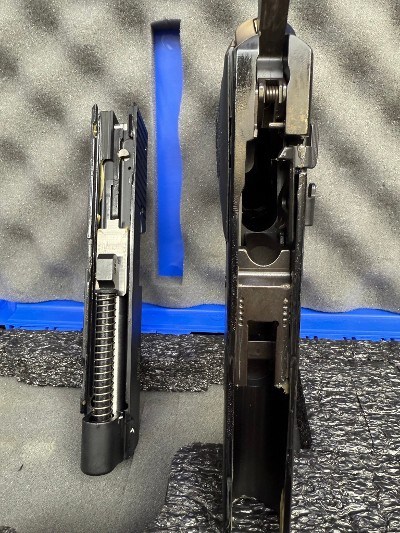 SIG SAUER P220R .22 LR - Image 3 of 3