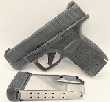 SPRINGFIELD ARMORY HELLCAT 9MM LUGER (9x19 PARA) - 1 of 3
