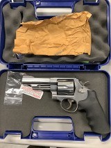 SMITH & WESSON 629-6 .44 MAGNUM - 1 of 2