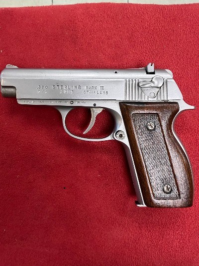 STERLING Mark II .380 ACP - Image 2 of 3