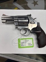 SMITH & WESSON 686-S .357 MAG - 1 of 1