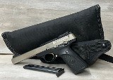 BROWNING BUCK MARK 22 .22 LR - Image 1 of 3