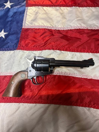 RUGER SINGLE 6 .22 WMR - Image 1 of 2