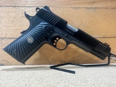 KIMBER 1911 custom lw .45 ACP - Image 2 of 2