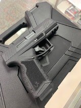 TAURUS GX4 CARRY 9MM LUGER (9X19 PARA) - 2 of 3