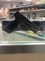 TAURUS GX4 CARRY 9MM LUGER (9X19 PARA) - 1 of 3