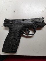 SMITH & WESSON BODYGUARD 2.0 .380 ACP - 1 of 2