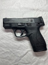 SMITH & WESSON M&P 9 SHIELD 9MM LUGER (9x19 PARA) - 2 of 3