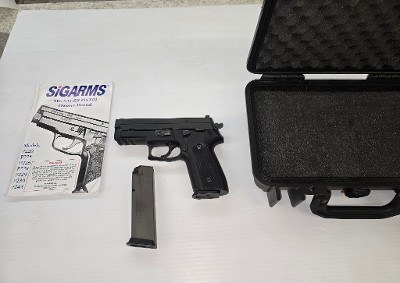 SIG SAUER P229 .40 CALIBER - Image 1 of 3