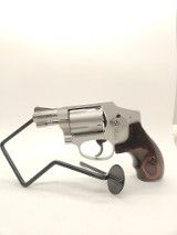 SMITH & WESSON 642 LADYSMITH .38 S&W - 2 of 3