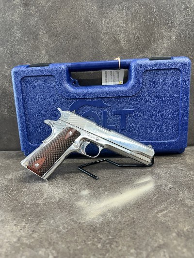 COLT 1911 GOVERNMENT .38 SUPER - Image 2 of 3