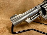 SMITH & WESSON 617 .22 LR - 3 of 3